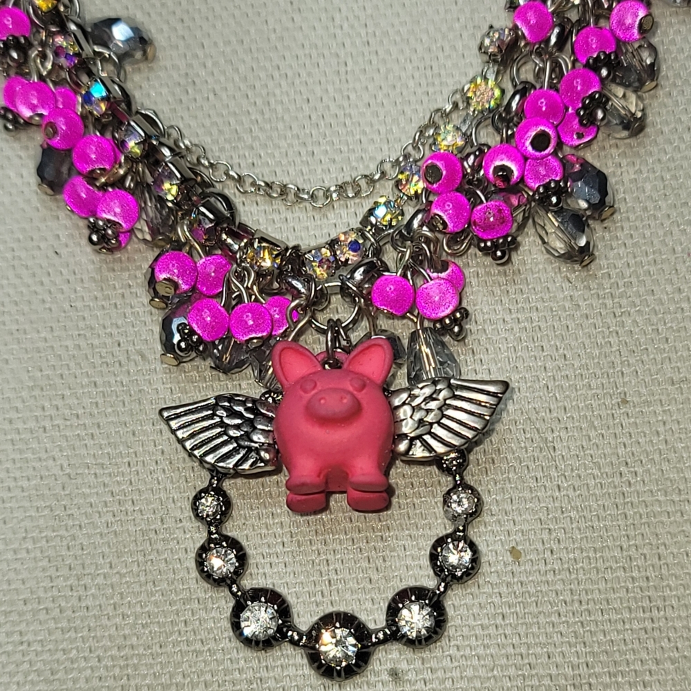 "When Pigs Fly..." - Picture 6 of 6
